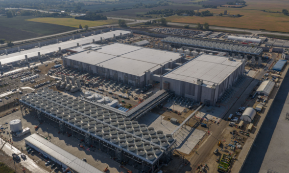 Microsoft says its data centers use 90% less water than its earliest facilities as public concern grows – GeekWire