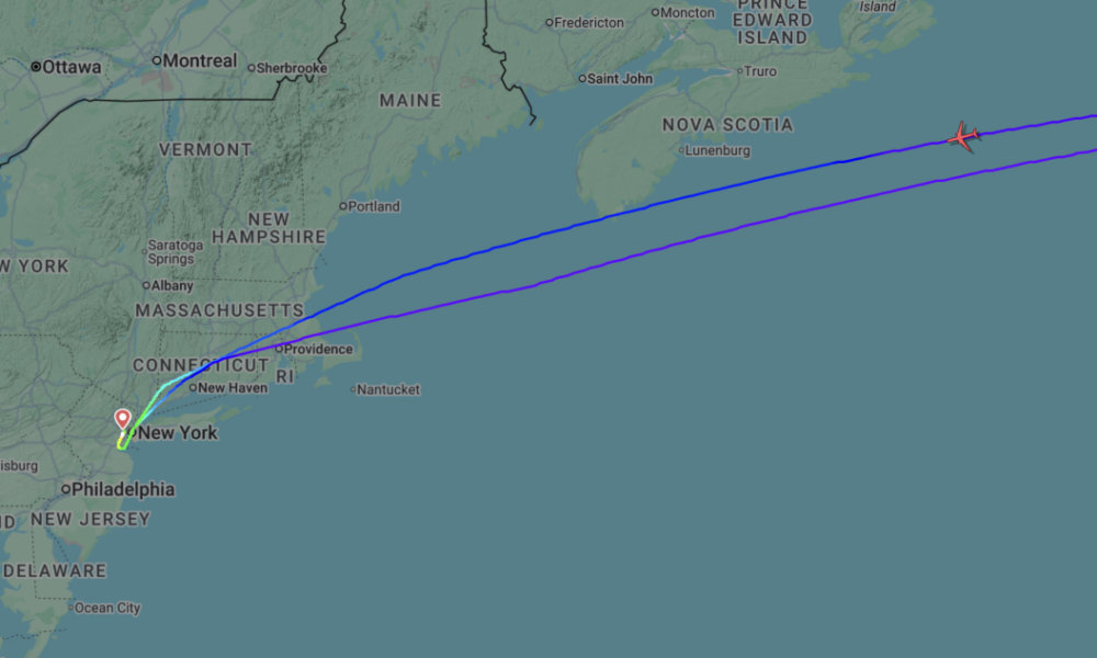 United flight forced to turn around because of a Bluetooth speaker name