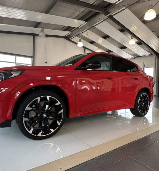 Side view of the BMW X4 Facelift