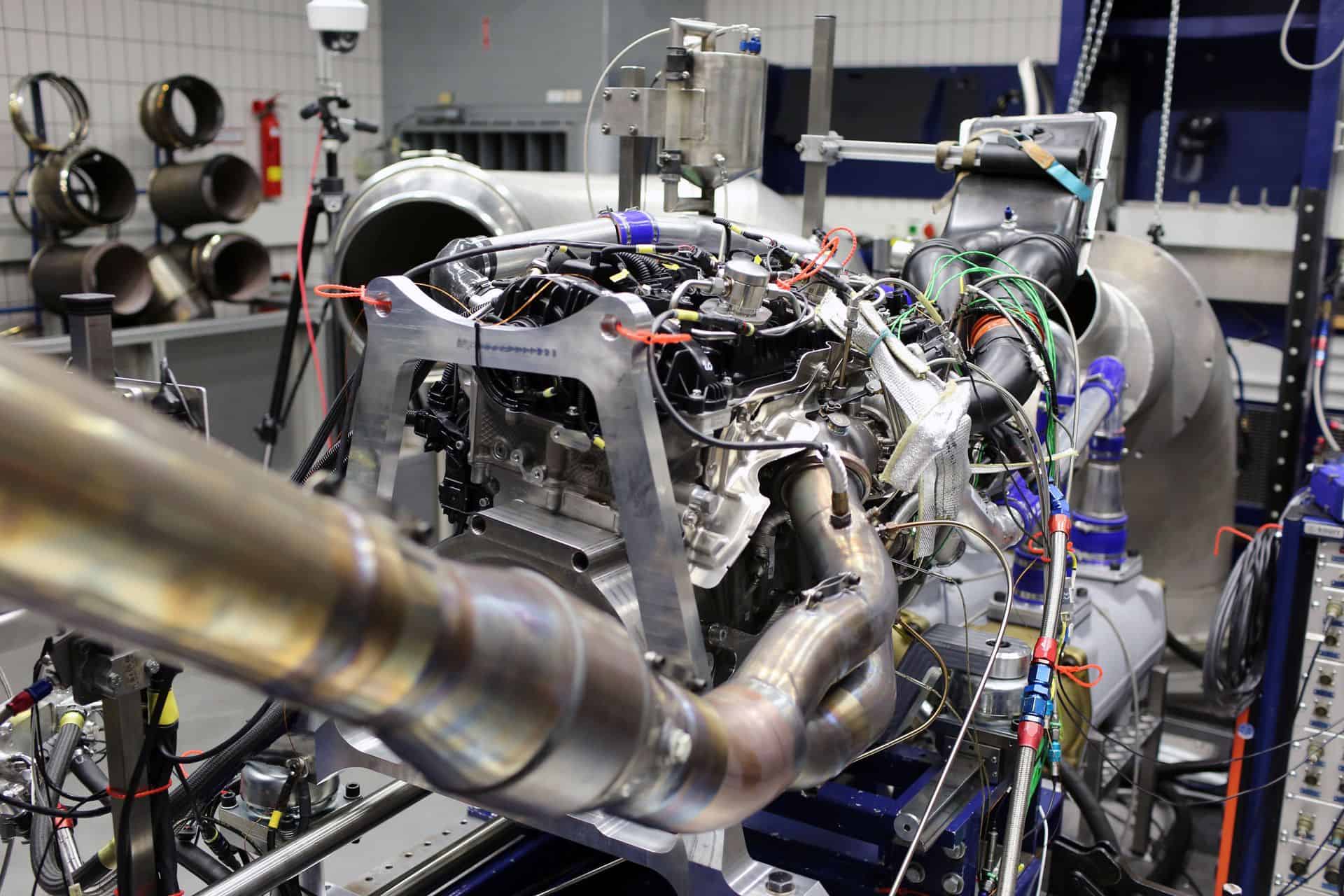BMW P58 ENGINE 00