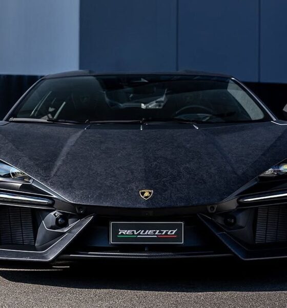 Lamborghini Revuelto Forged Carbon Paint-1