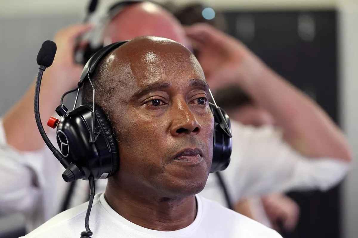 Lewis Hamilton's dad to auction his 27-car collection worth $4 million