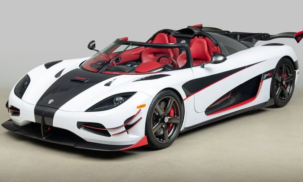 Koenigsegg Agera RS with $485,000 worth of factory options listed for sale