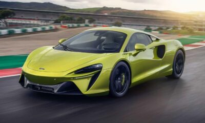 2022-mclaren-artura-exterior