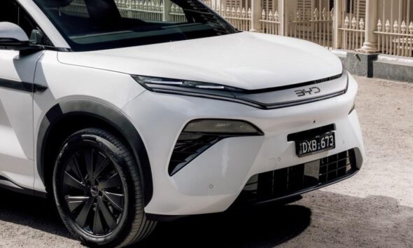 Top five large seven-seat PHEV family SUVs in 2026