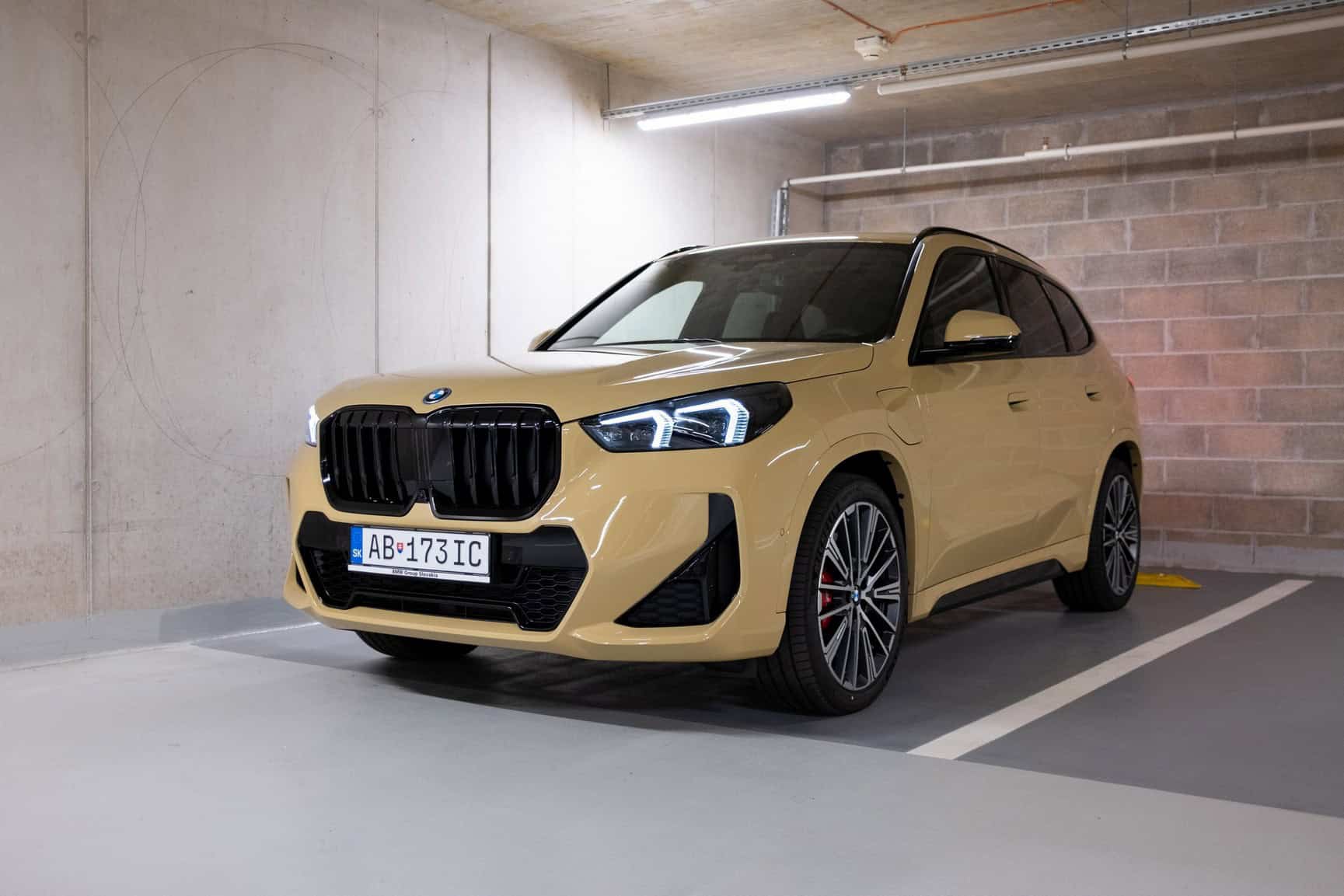 2026 BMW X1 DESERT SAND 5