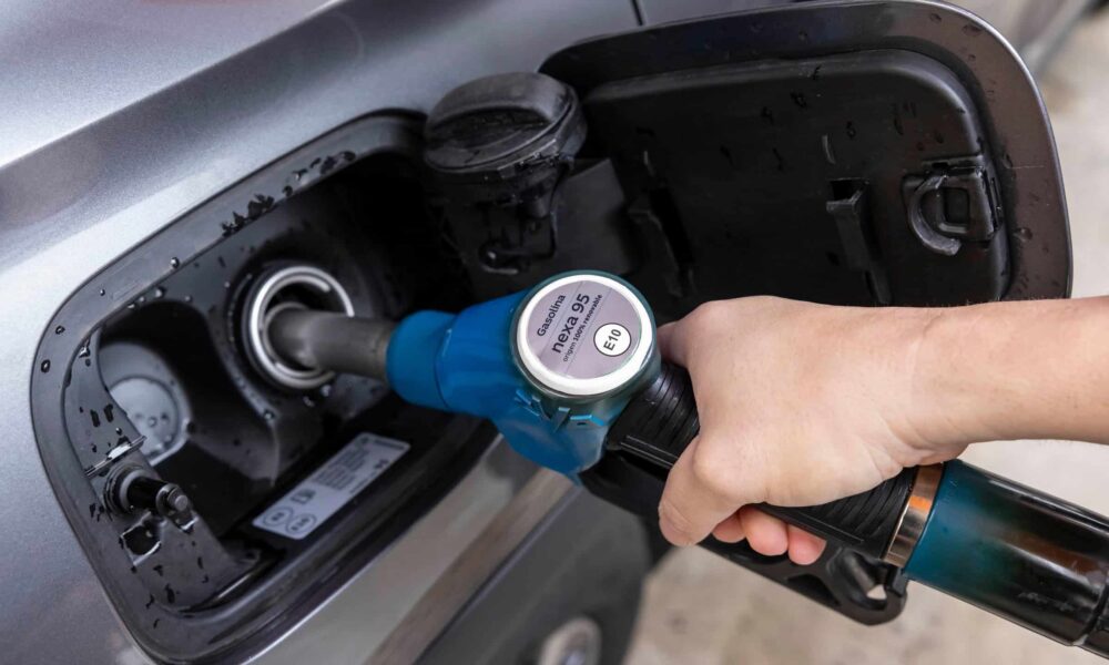 BMW WITH SYNTHETIC FUEL 1