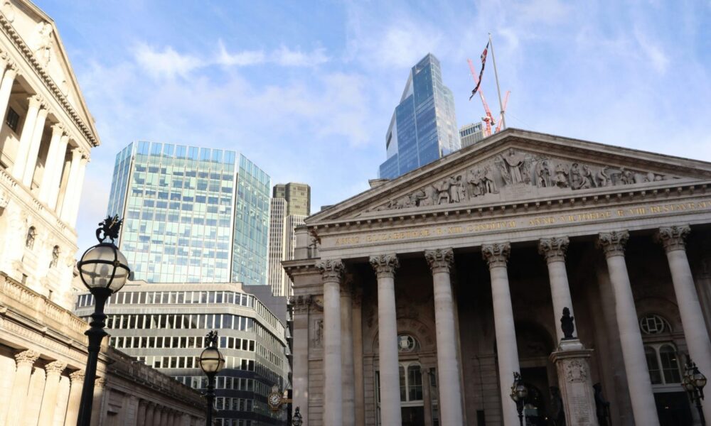 Bank of England reviews AI rules for agentic AI in finance