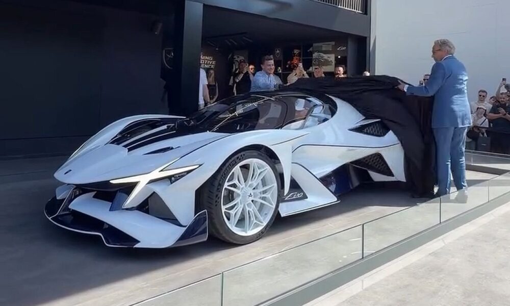First customer Apollo Evo 'Caribbean Dragon' unveiled at Goodwood
