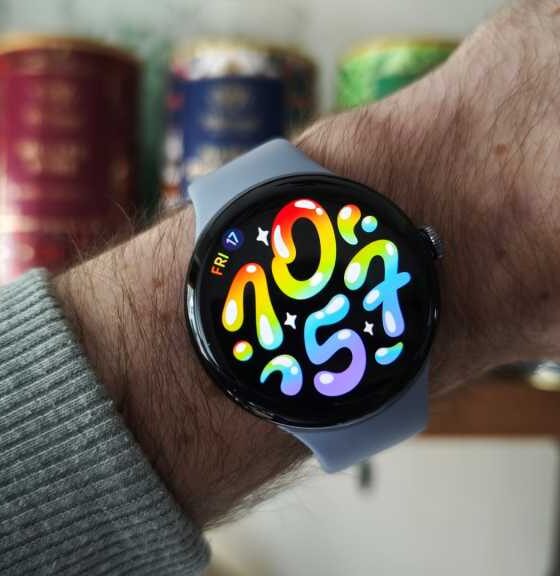 Pixel Watch 4 watch face