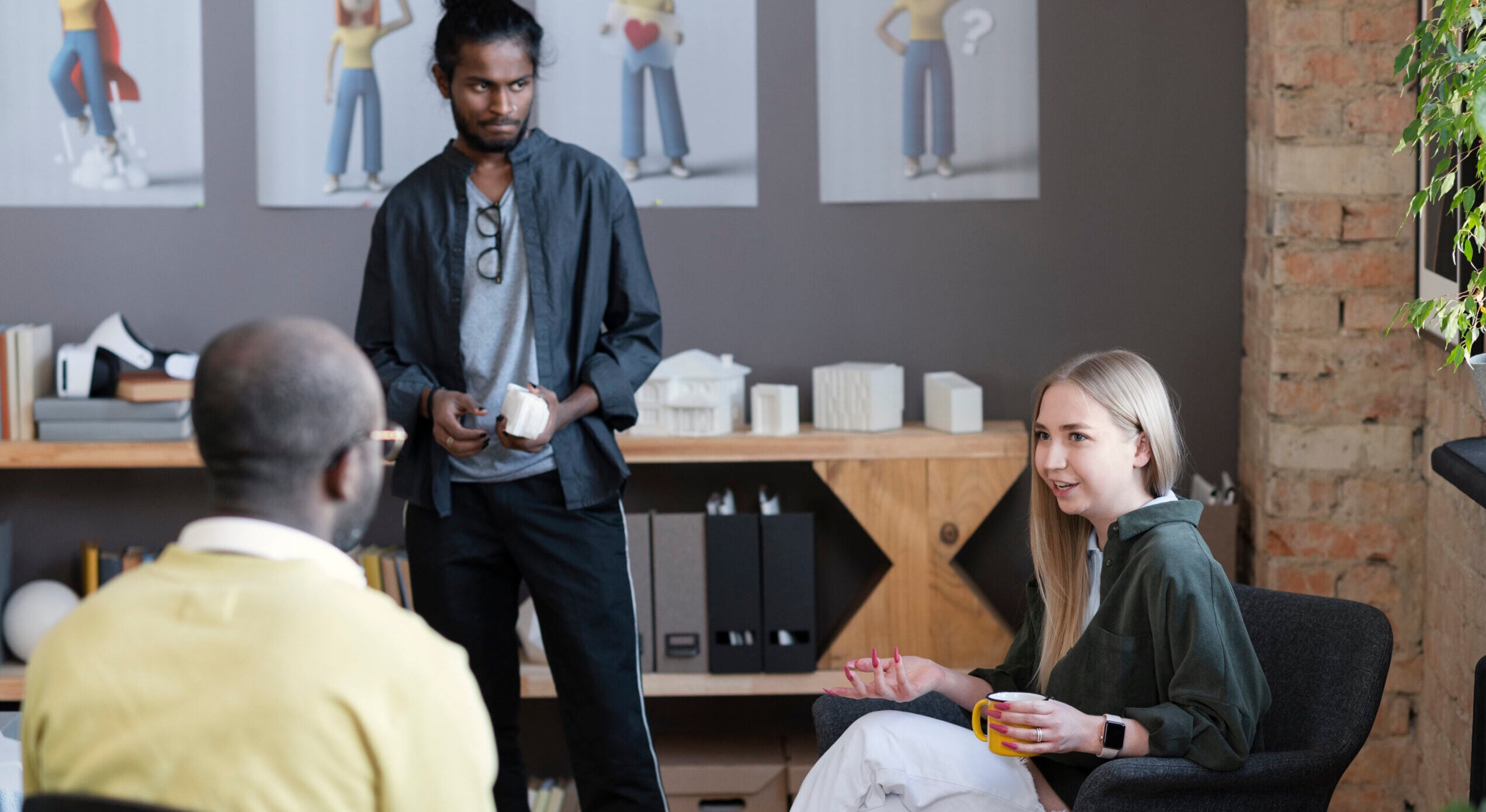 Founder-Led Management: When to Stay Involved and When to Step Back.