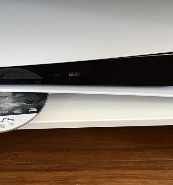 Inserting disc into PlayStation 5