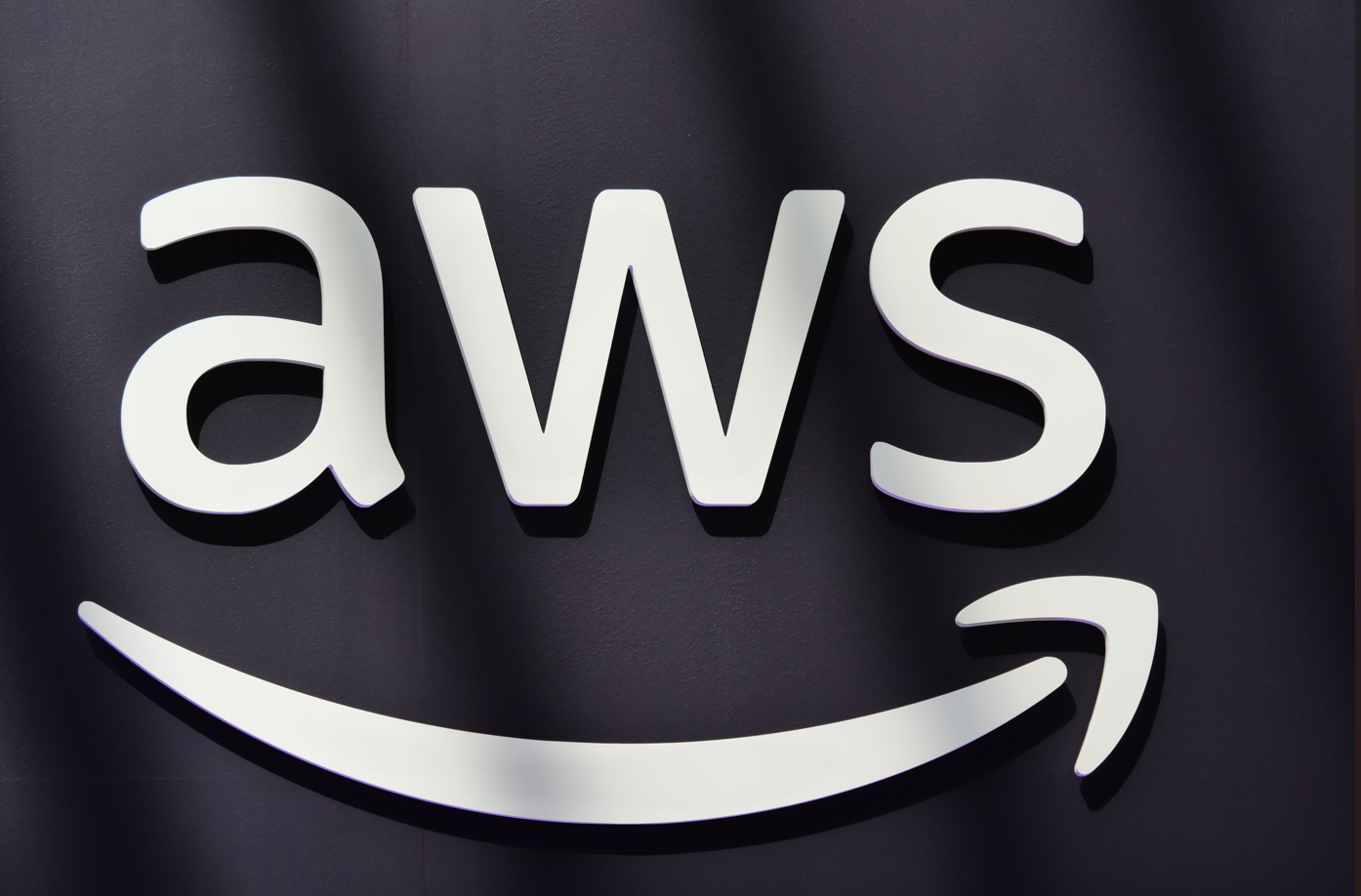 Wall Street looks for more cloud growth as AI spending hits a record – GeekWire