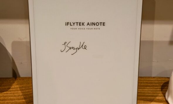 iFLYTEK AINote 2 Review - AI-Powered E-Ink Tablet with Live Offline Audio Transcription