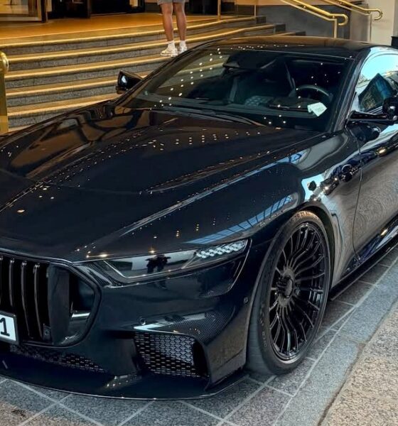 Brabus Bodo becomes centre of attention outside ultra-luxurious hotel in US