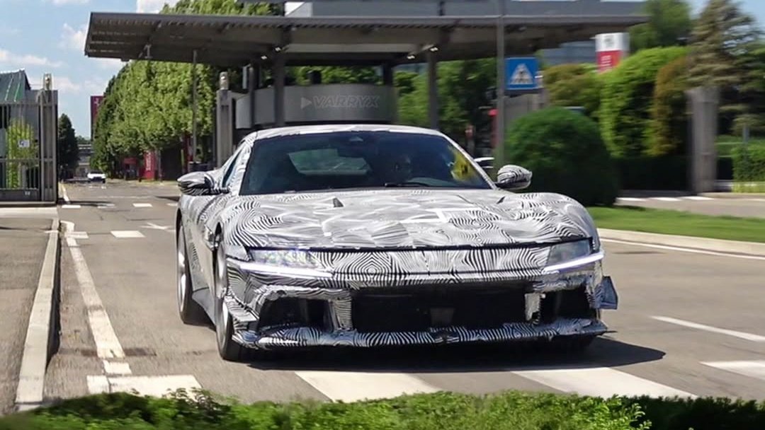 Ferrari 12Cilindri VS may get the manual gearbox from 12Cilindri Manuale