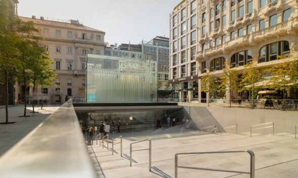 Apple Store in Milan city center, Italy.