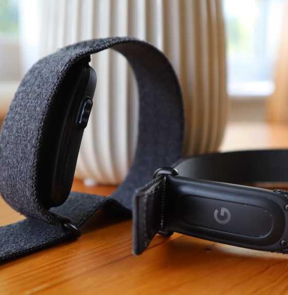 The Garmin Cirqa placed next to the Fitbit Air