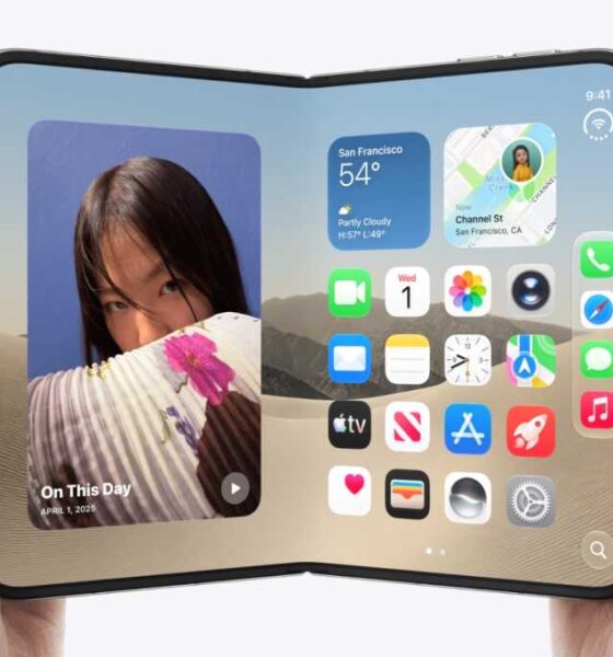 iPhone Duo Open