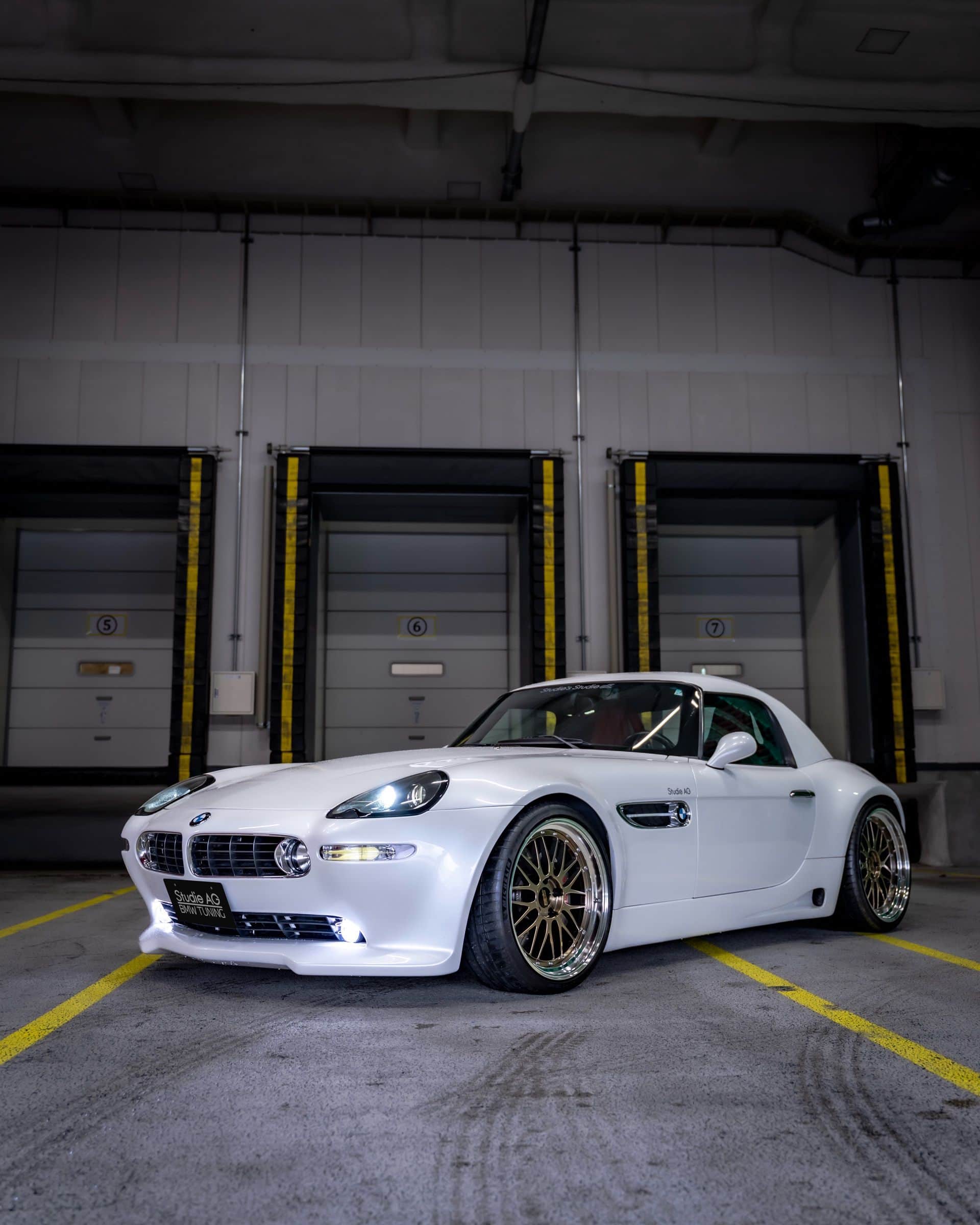 BMW Z8 STUDIE AG 06