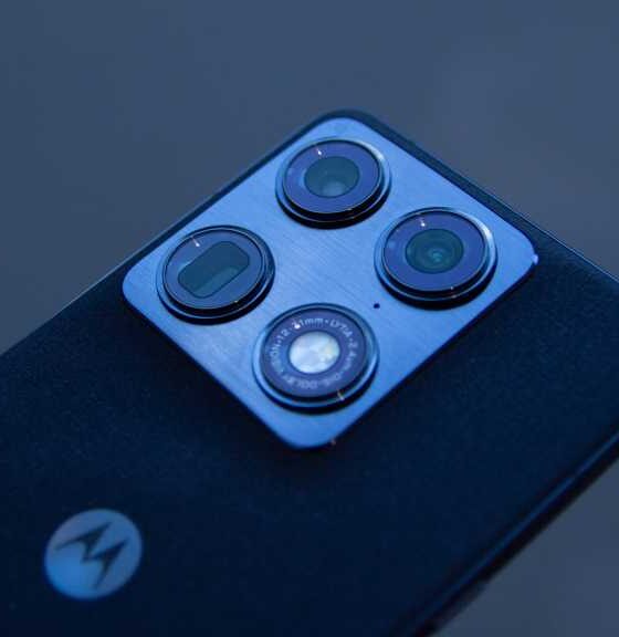 Motorola Signature cameras
