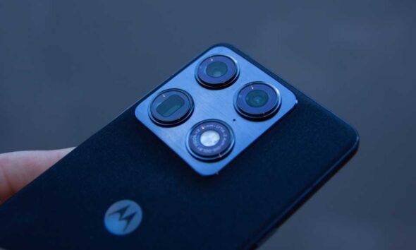 Motorola Signature cameras