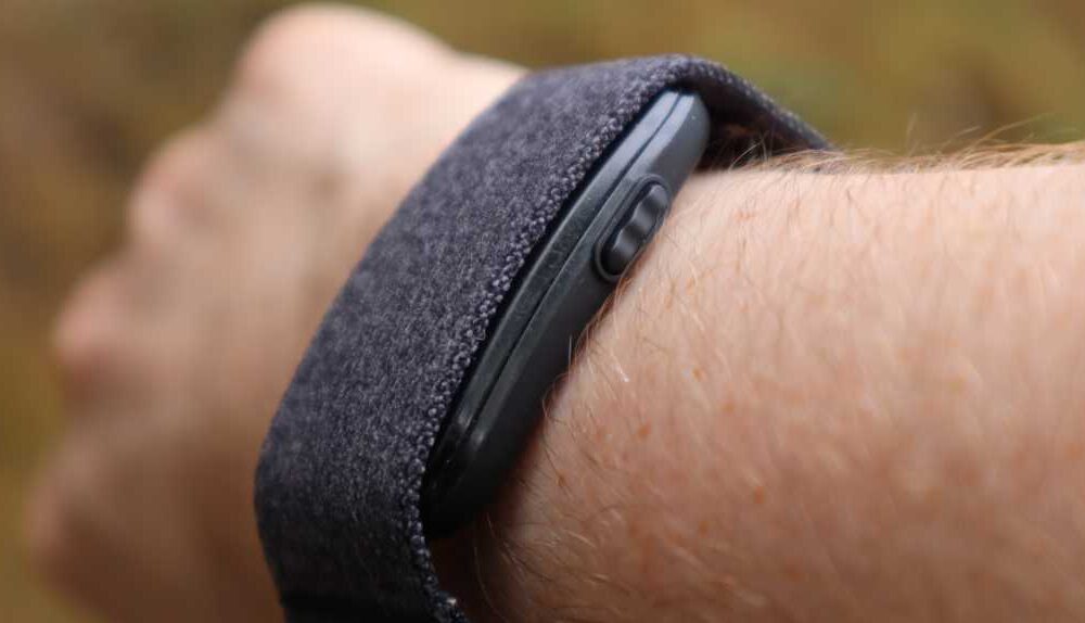 The Garmin Cirqa worn on a wrist