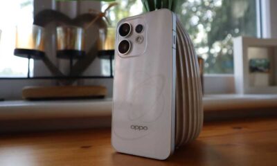 The Oppo Reno 16 stood up