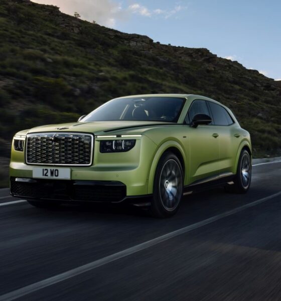 876 hp Bentley Torcal electric SUV makes a fake V8 sound