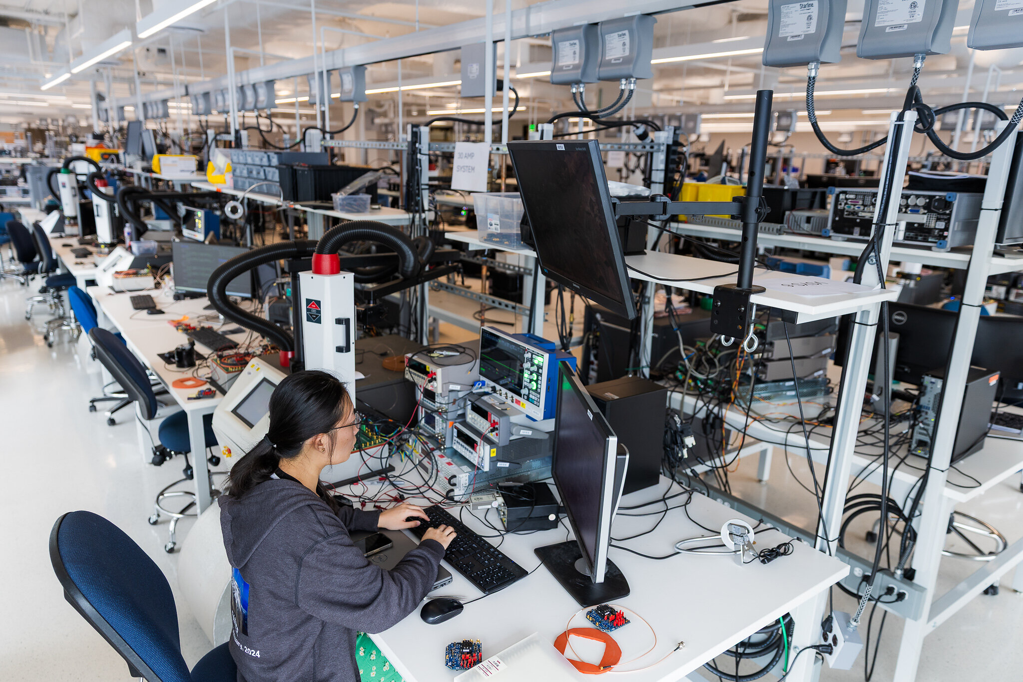 Silicon Labs opens $23m Austin lab for advanced semiconductors