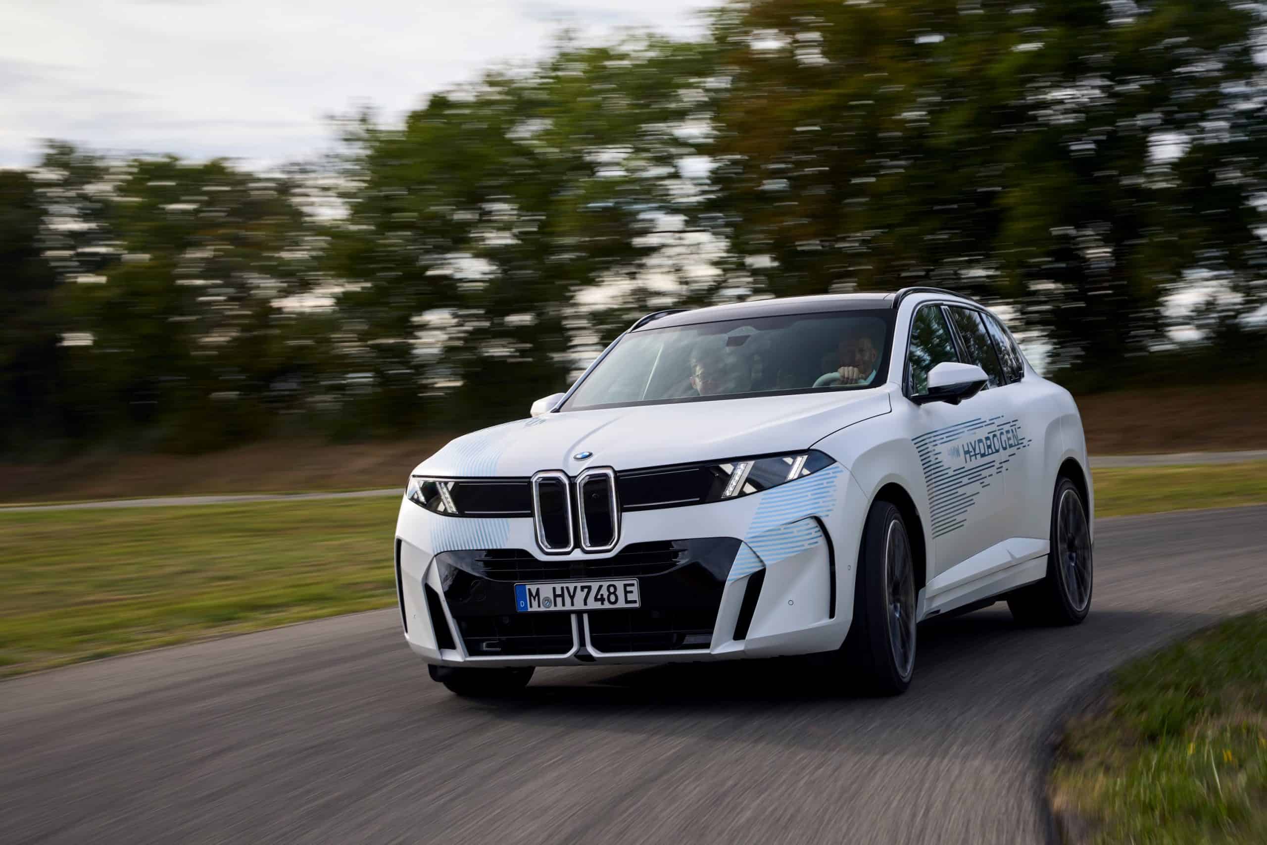 BMW IX5 HYDROGEN 9