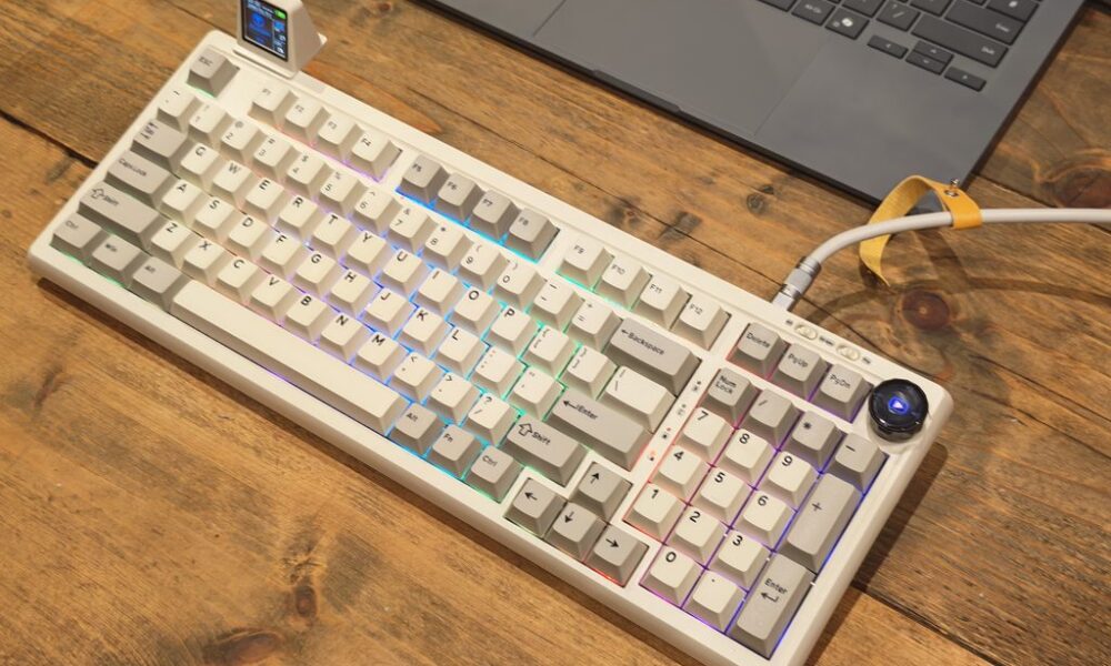 PIIFOX LUNA Grid98 Mechanical Keyboard Review scaled