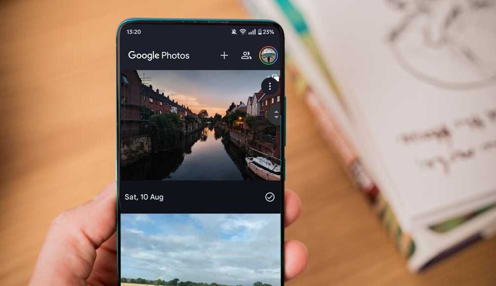 Google Photos app on an Android phone