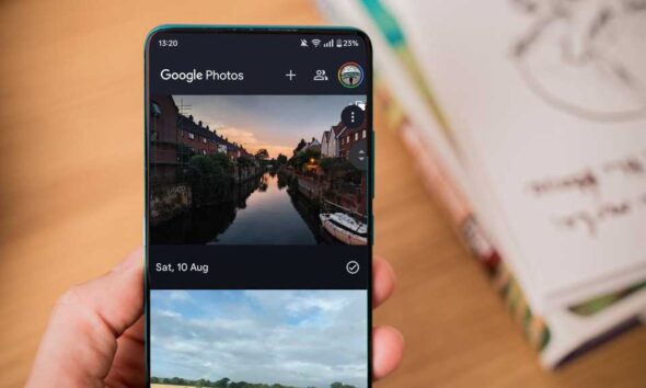 Google Photos app on an Android phone