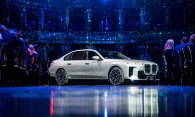 2027 BMW 7 SERIES AT THE HUNGARIAN STATE OPERA HOUSE 2