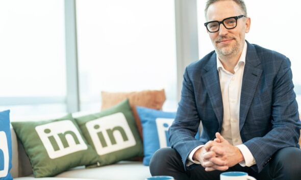 Microsoft’s Office and Teams chief is leaving