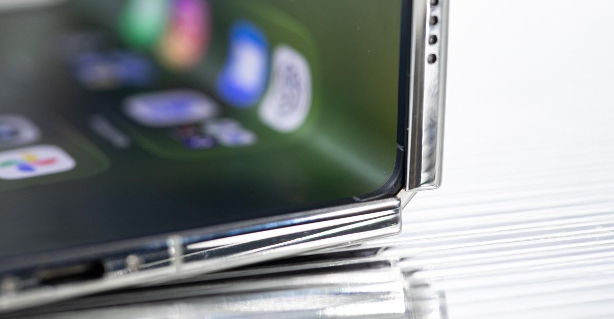 Apple says it only has ‘limited’ iPhone Duo units for in-store sales