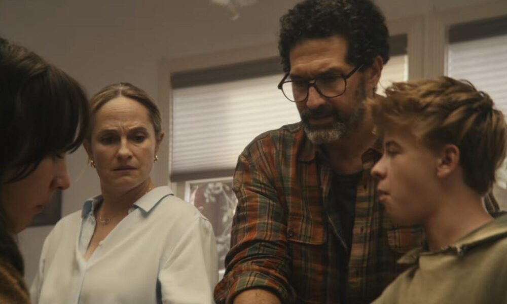 Apple’s HomeView ad is confusing to everyone except parents