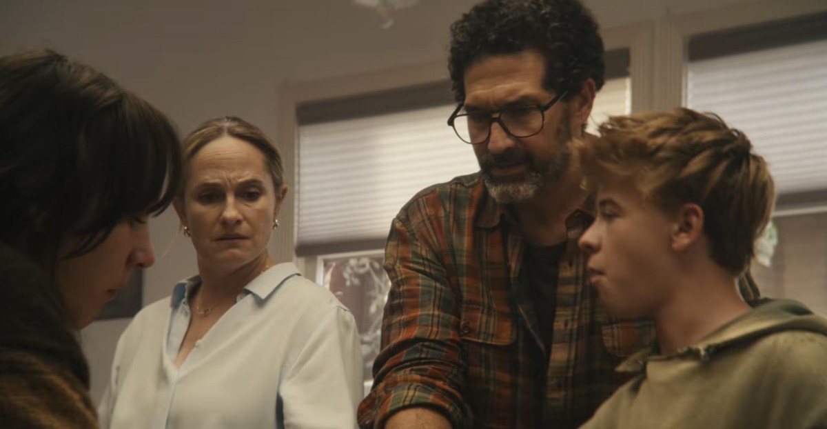 Apple’s HomeView ad is confusing to everyone except parents