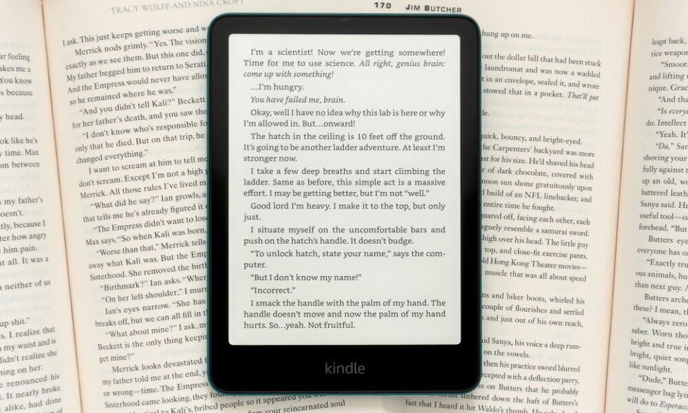 Amazon’s last-gen Kindle Paperwhite is 30 percent off
