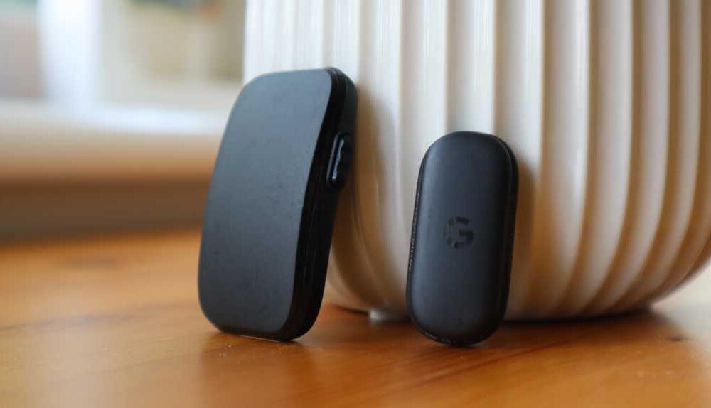 Garmin Cirqa sat next to the Fitbit Air